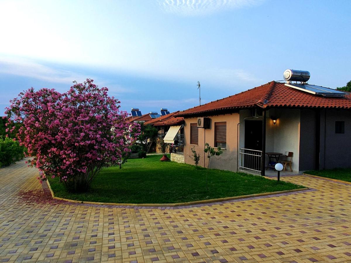 Апартаменти Katina'S House Вурвуру Екстер'єр фото