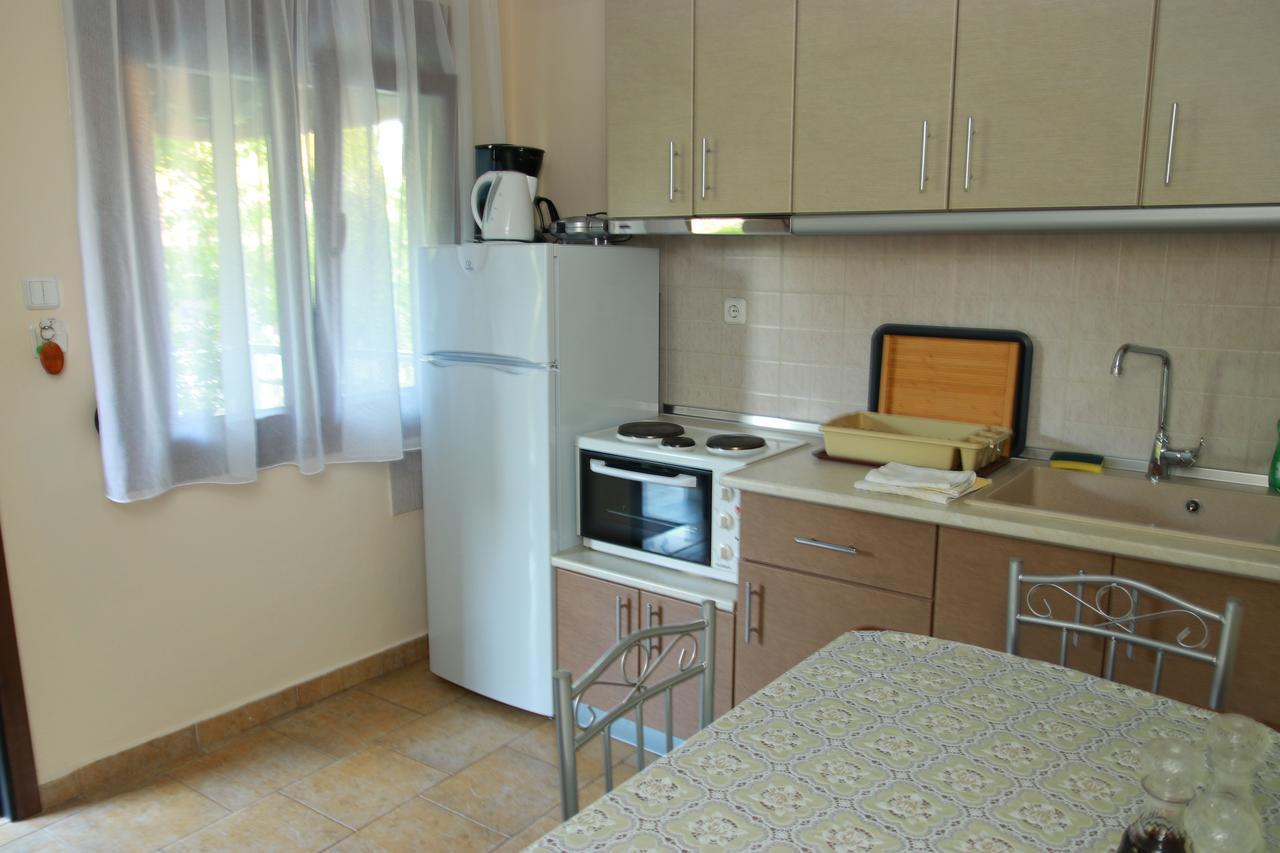 Апартаменти Katina'S House Вурвуру Екстер'єр фото